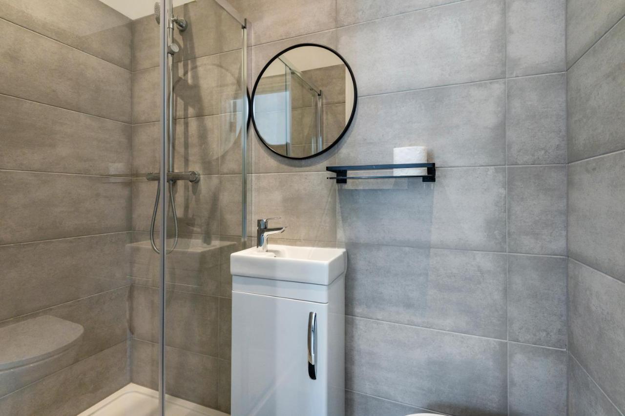 Fulham Studio Apartments Лондон Экстерьер фото