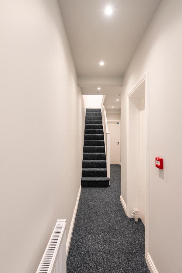 Fulham Studio Apartments Лондон Экстерьер фото