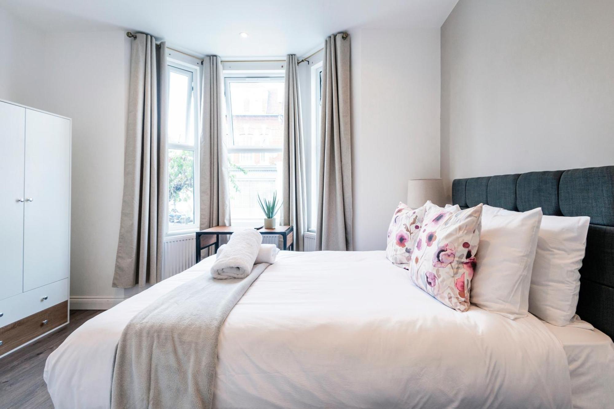 Fulham Studio Apartments Лондон Экстерьер фото
