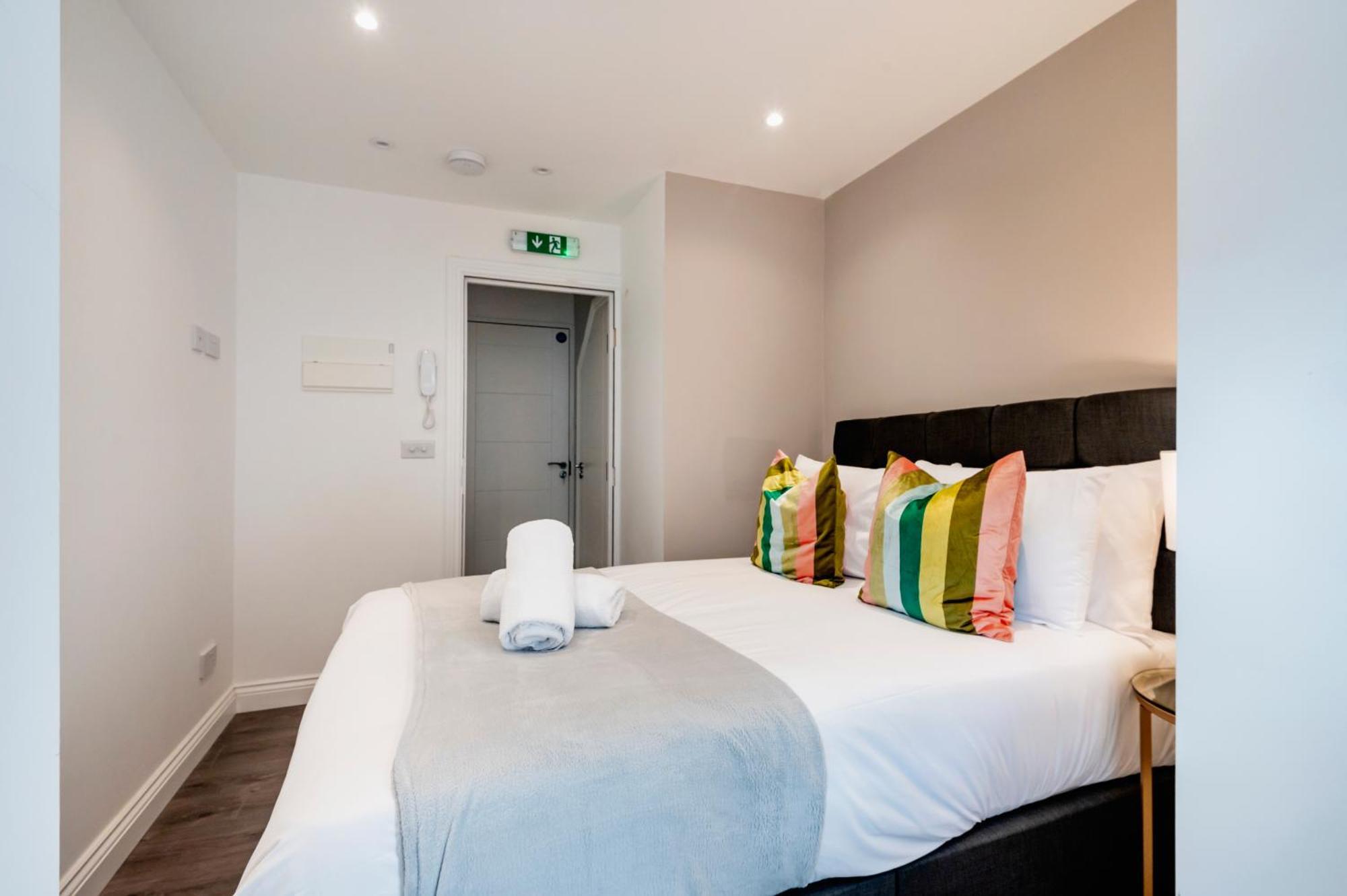 Fulham Studio Apartments Лондон Экстерьер фото