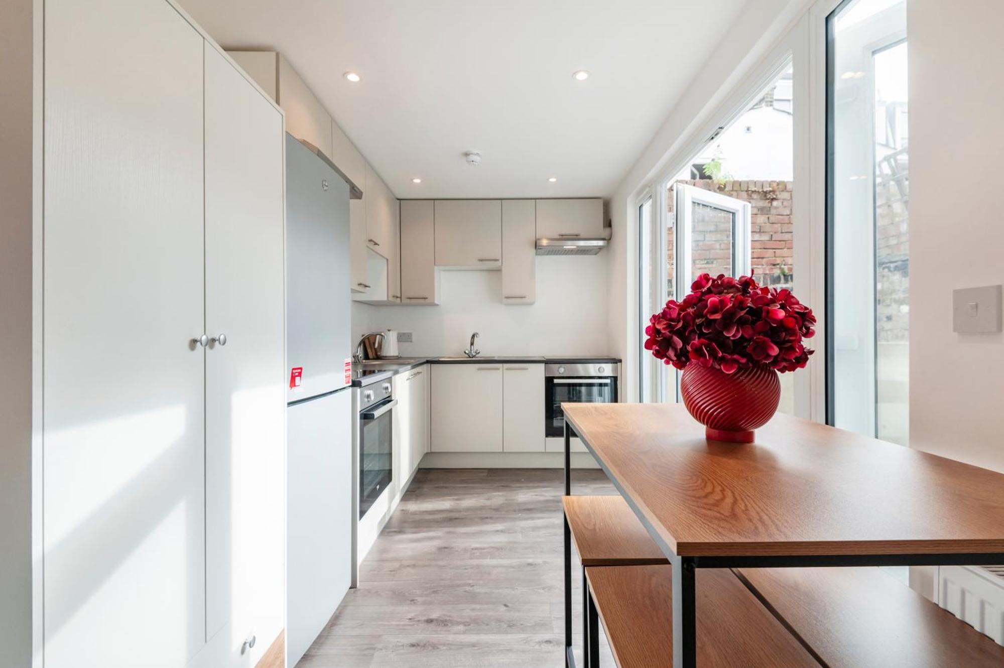 Fulham Studio Apartments Лондон Экстерьер фото